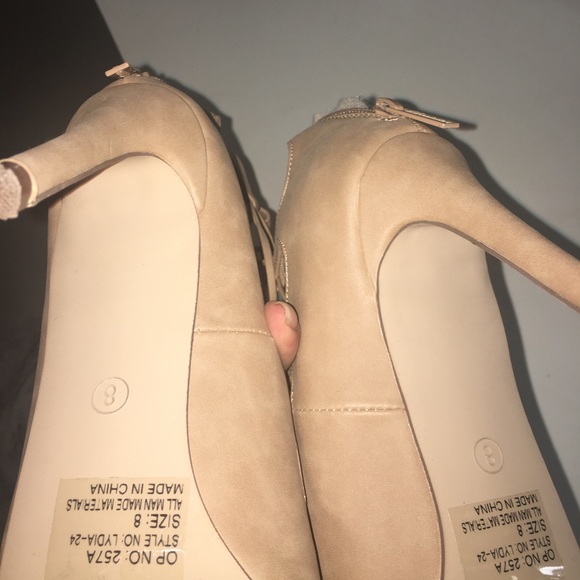 Nude strap up heels - Picture 2 of 2